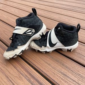 Size 3 Nike Force Trout 6 Keystone Kids